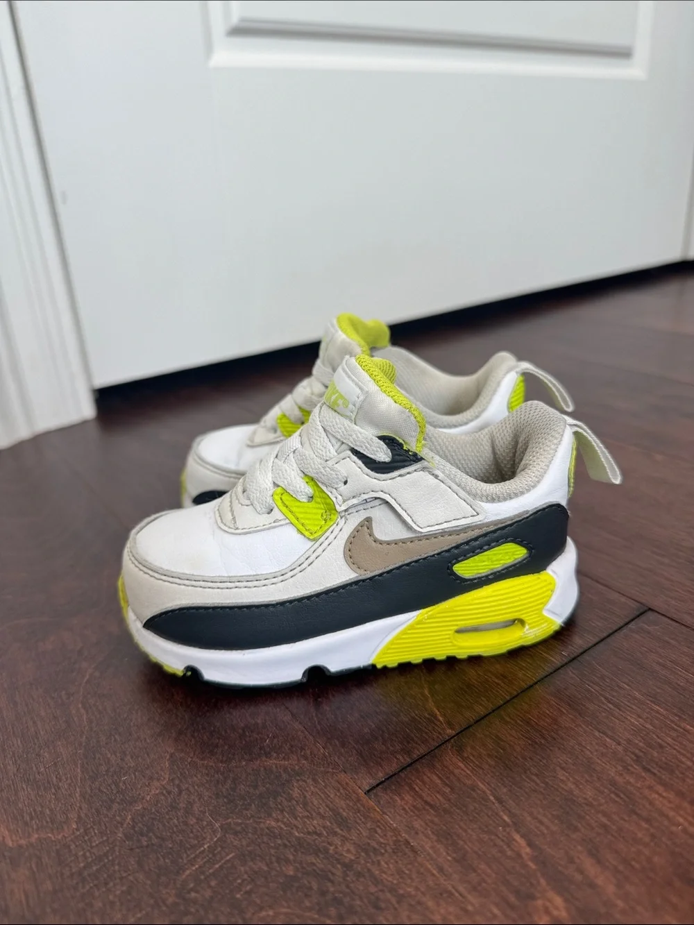 Nike Air Max Baby Sneakers Athletic Shoes Street Fashion, size 7